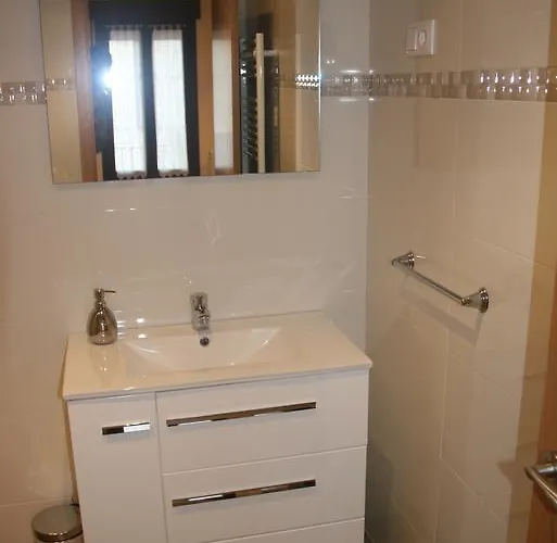 בית כפרי Torres Valdenoceda